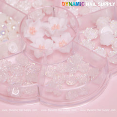 60 pcs White Iridescent Roses Charm with Pearls and Daisy Accessories for Nails Art Design
