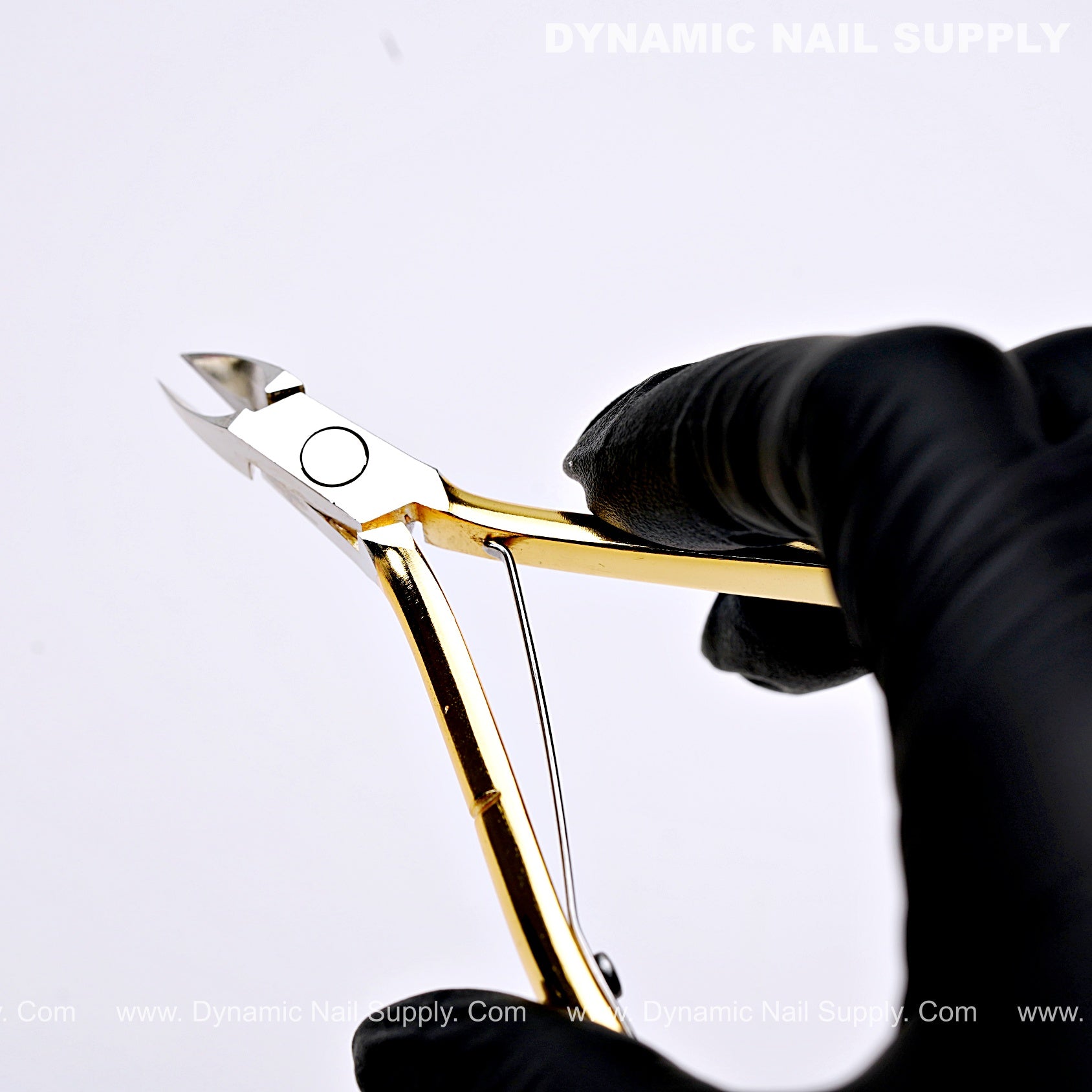 D555 - Professional Cuticle Nippers with high-tension spring and full jaw design make it easy to trim