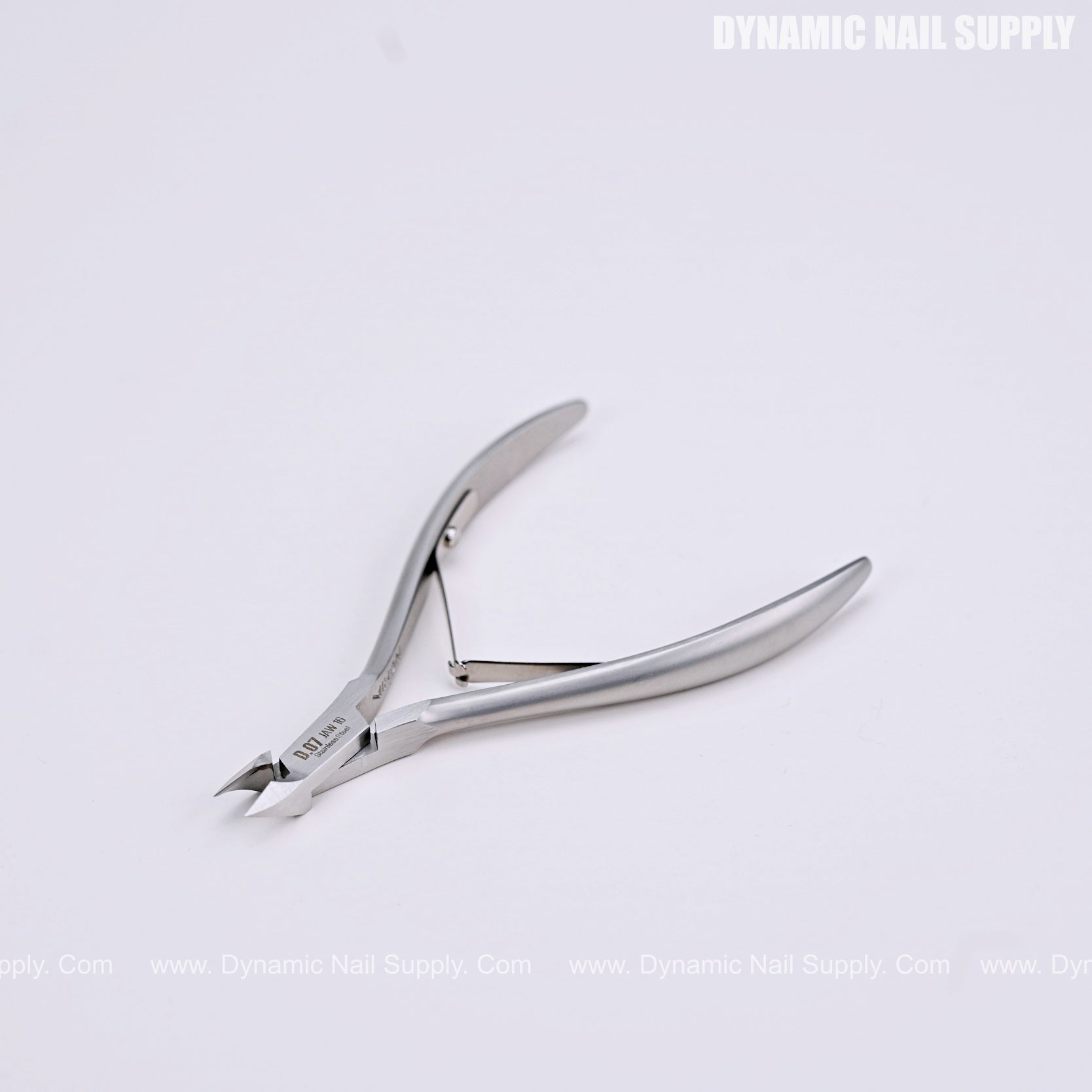D07 - Jaw 16 - Dynamic Stainless Steel Cuticle Remover – Pro-Level Tool for Cuticle & Dead Skin Trimming