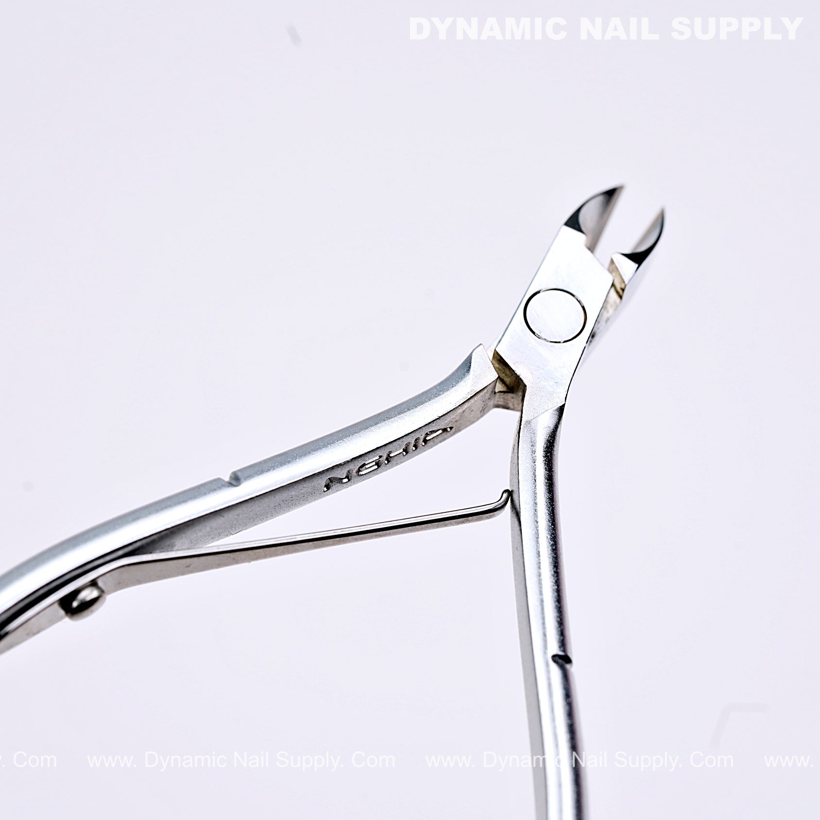 D506 - Professional Carbon Steel Cuticle Nippers that Engineered for control and performance