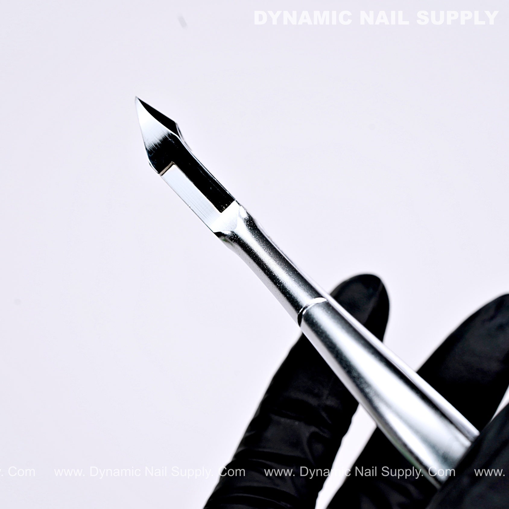 D506 - Professional Carbon Steel Cuticle Nippers that Engineered for control and performance