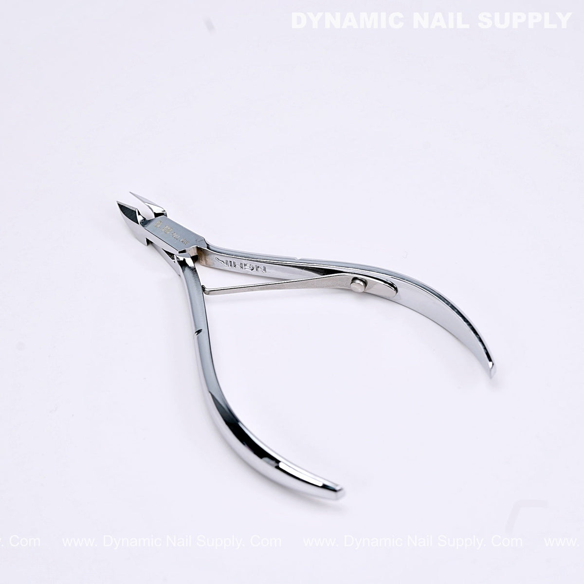 D18 - Sharp Cuticle Cutter – Professional Full Jaw Design for Precise Dead Skin Trimming