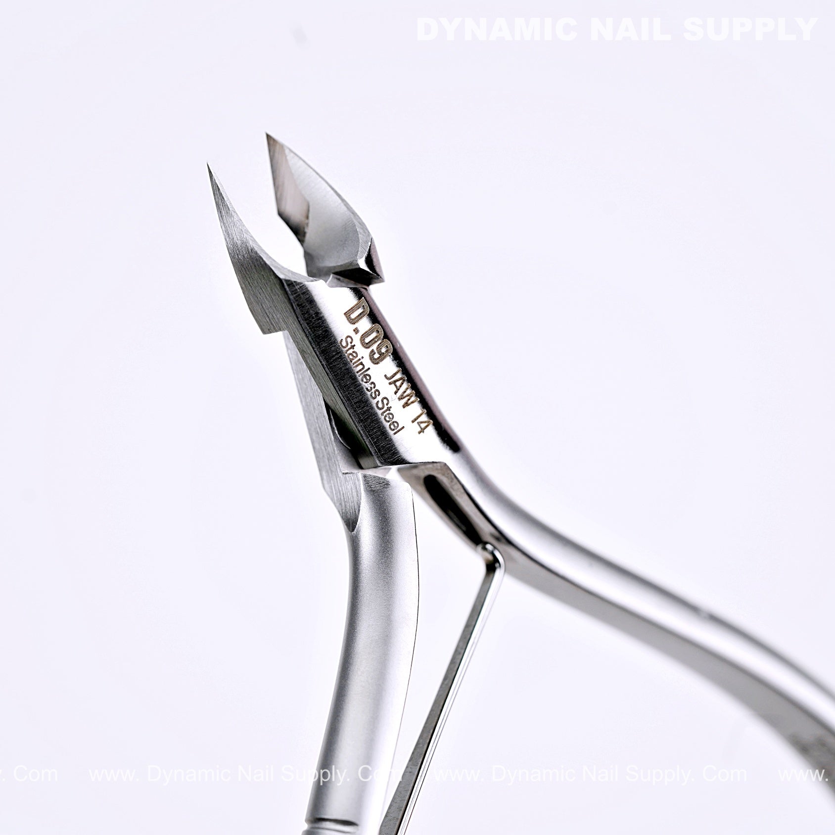 D09 - Jaw 14 - Cuticle Clippers with Grip Control – Sharp Jaw Design for Clean Cuticle Removal