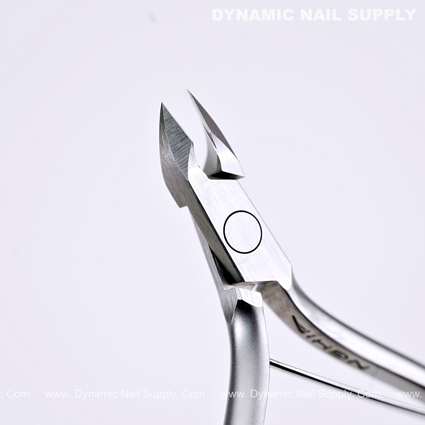 D09 - Jaw 14 - Cuticle Clippers with Grip Control – Sharp Jaw Design for Clean Cuticle Removal