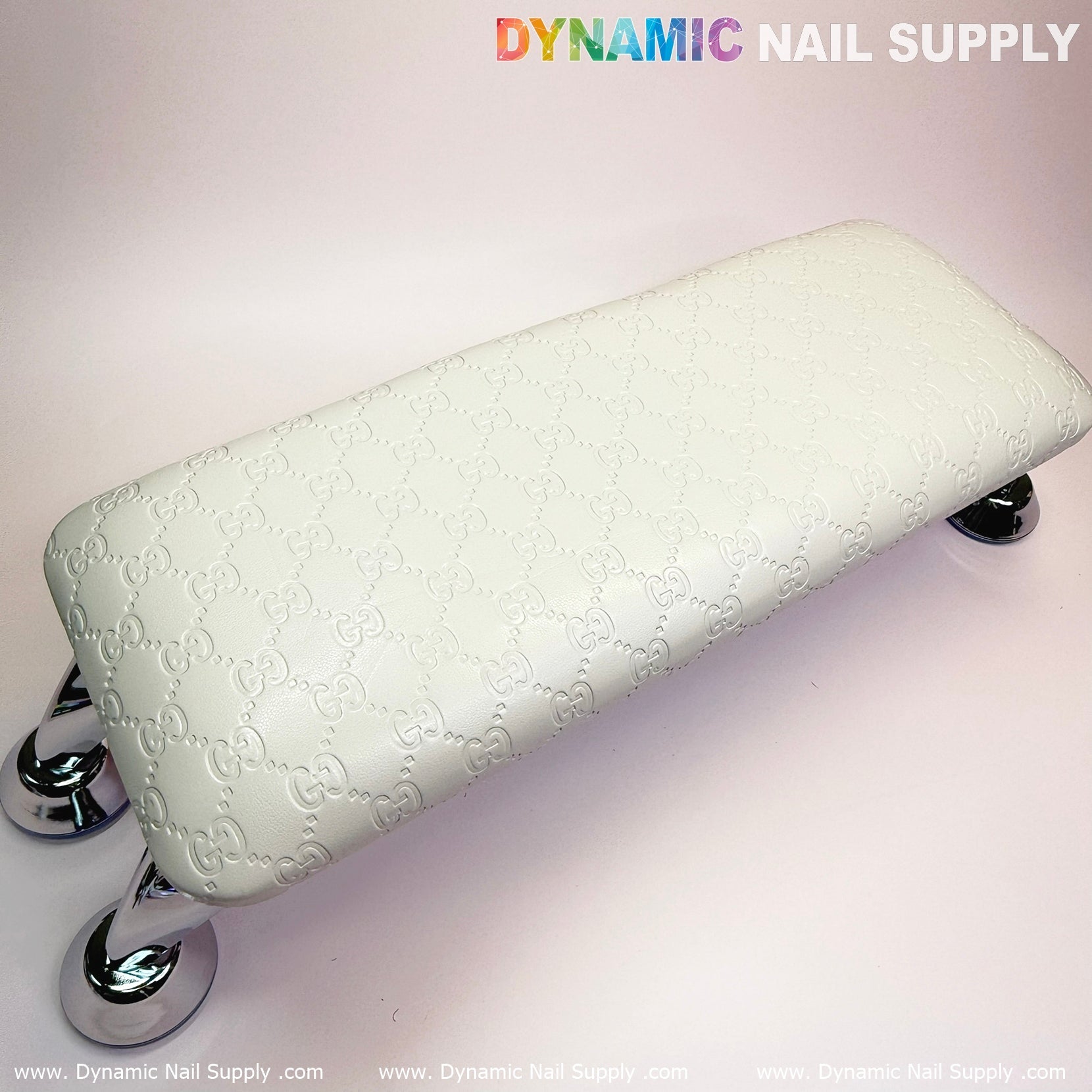 (Full-grain Small GC logo) Leather Armrest with Cushion Pillow for Pedicure Manicure (Reposabrazos Para Manicura)