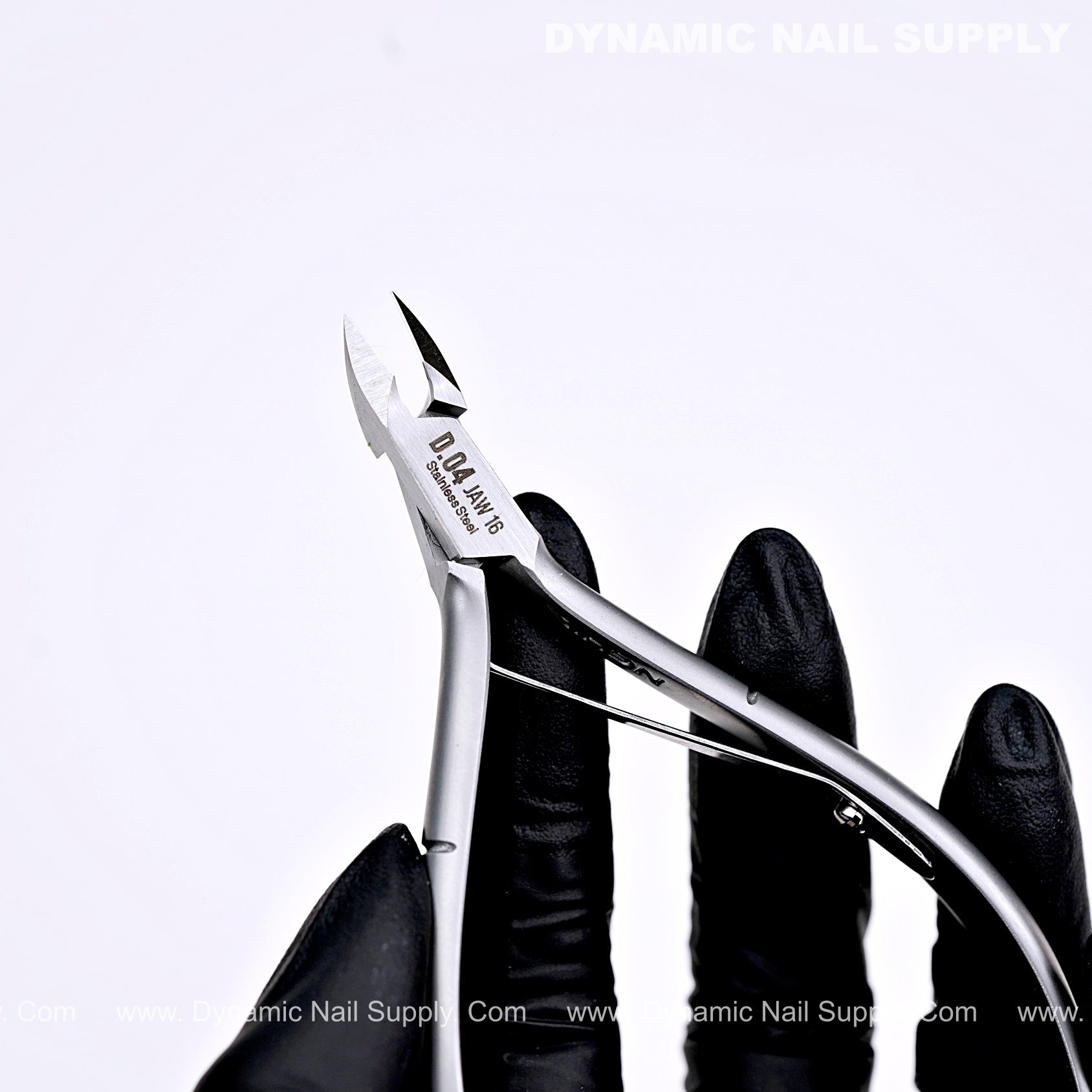 D04 - Jaw 16 - Pro Cuticle Cutter – Ergonomic Grip, Sharp Jaw for Dead Skin & Nail Care