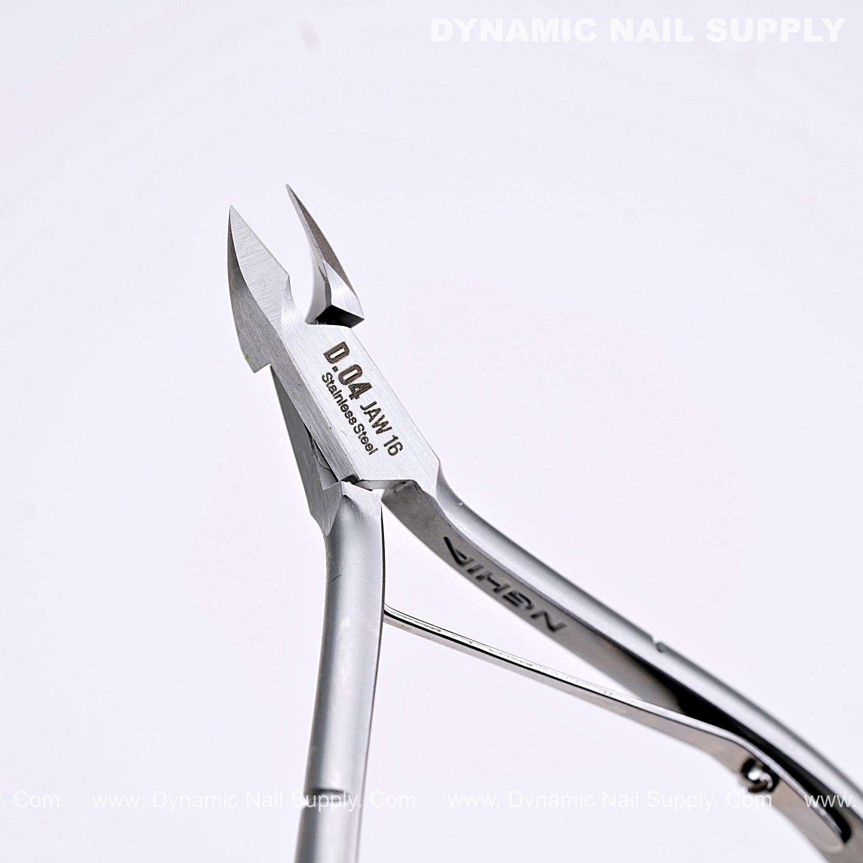 D04 - Jaw 16 - Pro Cuticle Cutter – Ergonomic Grip, Sharp Jaw for Dead Skin & Nail Care