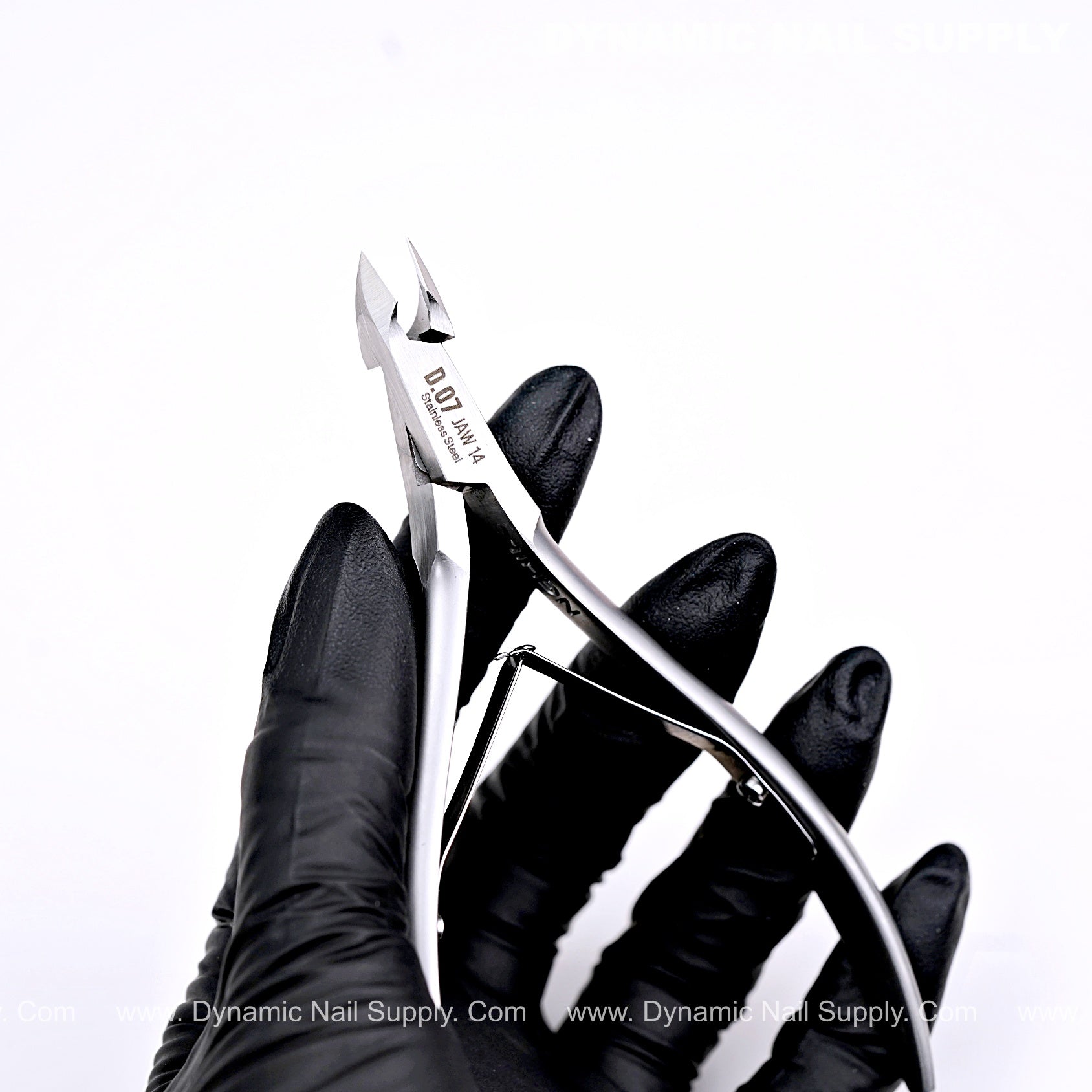 D07 - Jaw 14 - Cuticle Nippers for Nails – Super Fine Jaw Cuticle Clippers with Smooth Spring Action