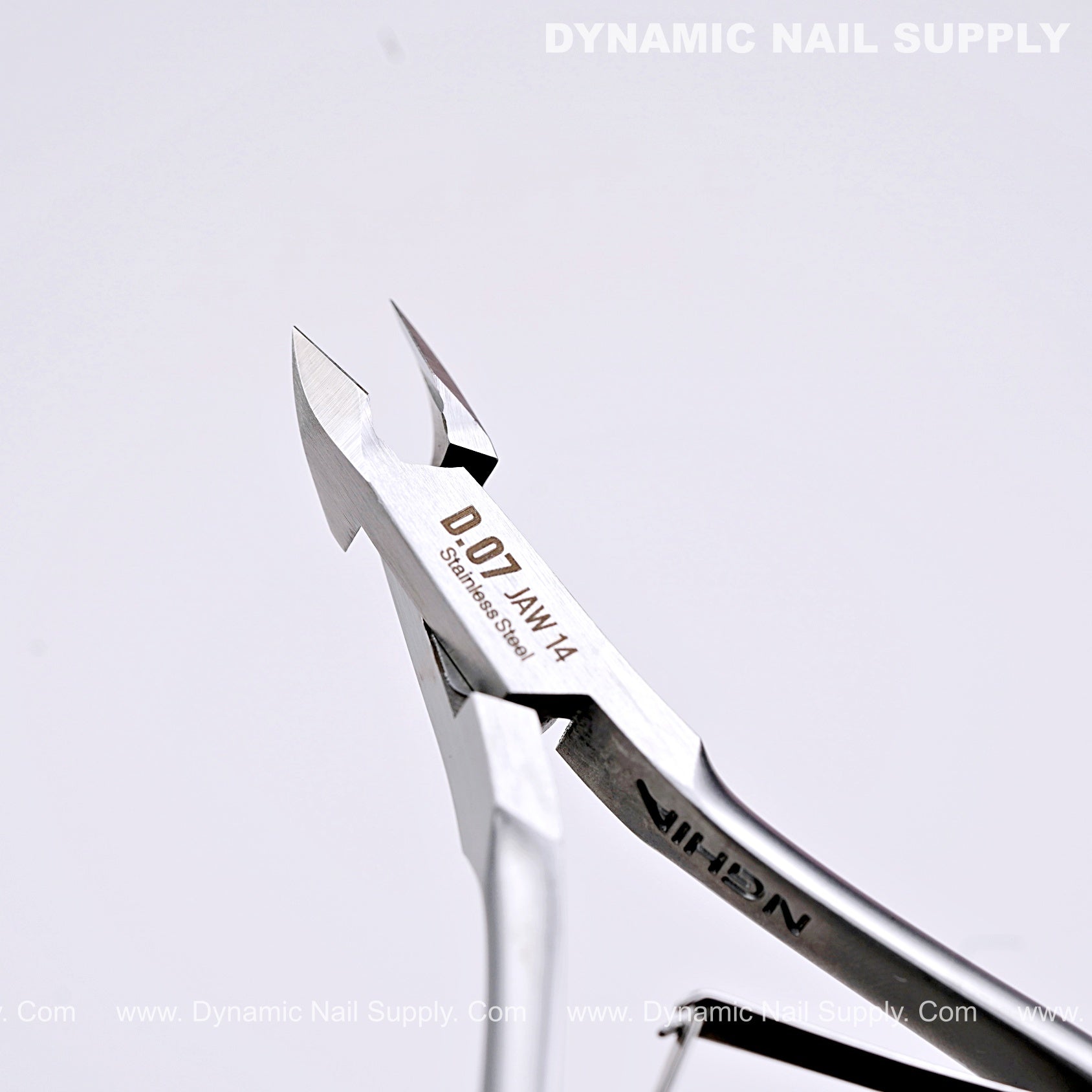 D07 - Jaw 14 - Cuticle Nippers for Nails – Super Fine Jaw Cuticle Clippers with Smooth Spring Action