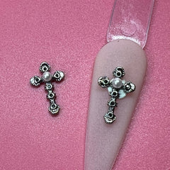 2 pcs 3D Vintage Crucify Charm for Nails Art Design (Silver)