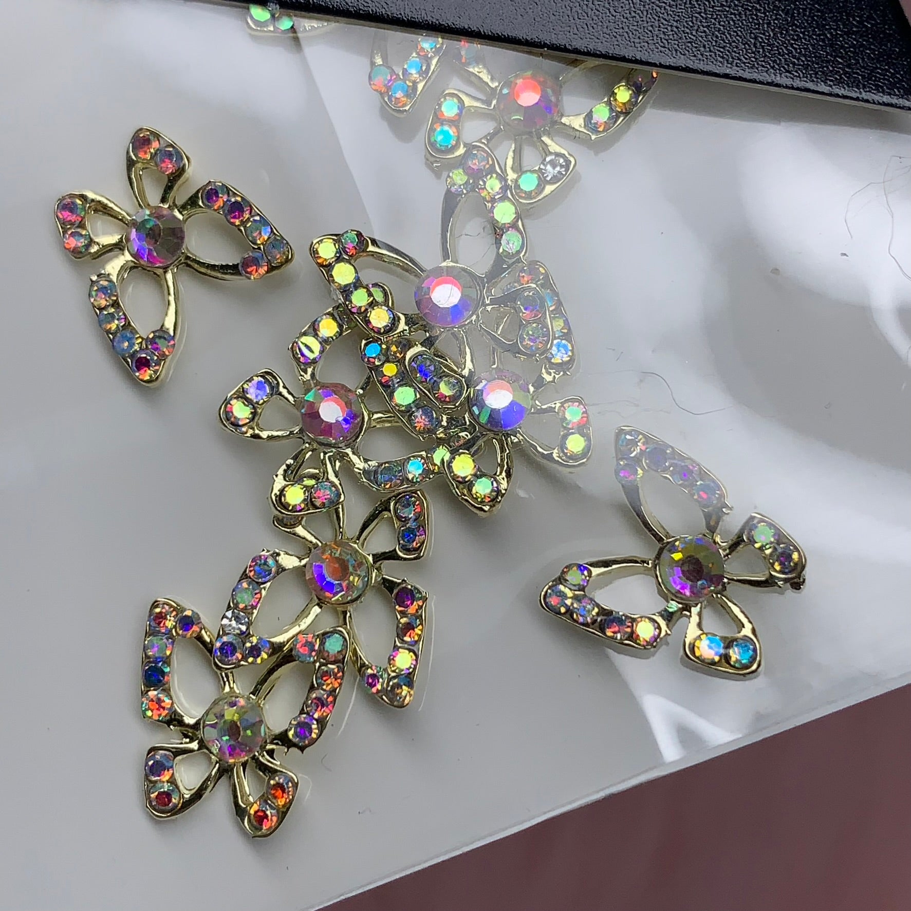 (AB Iridescent Rhinestones engraved) 3d Luxury Butterfly charms for nails art design