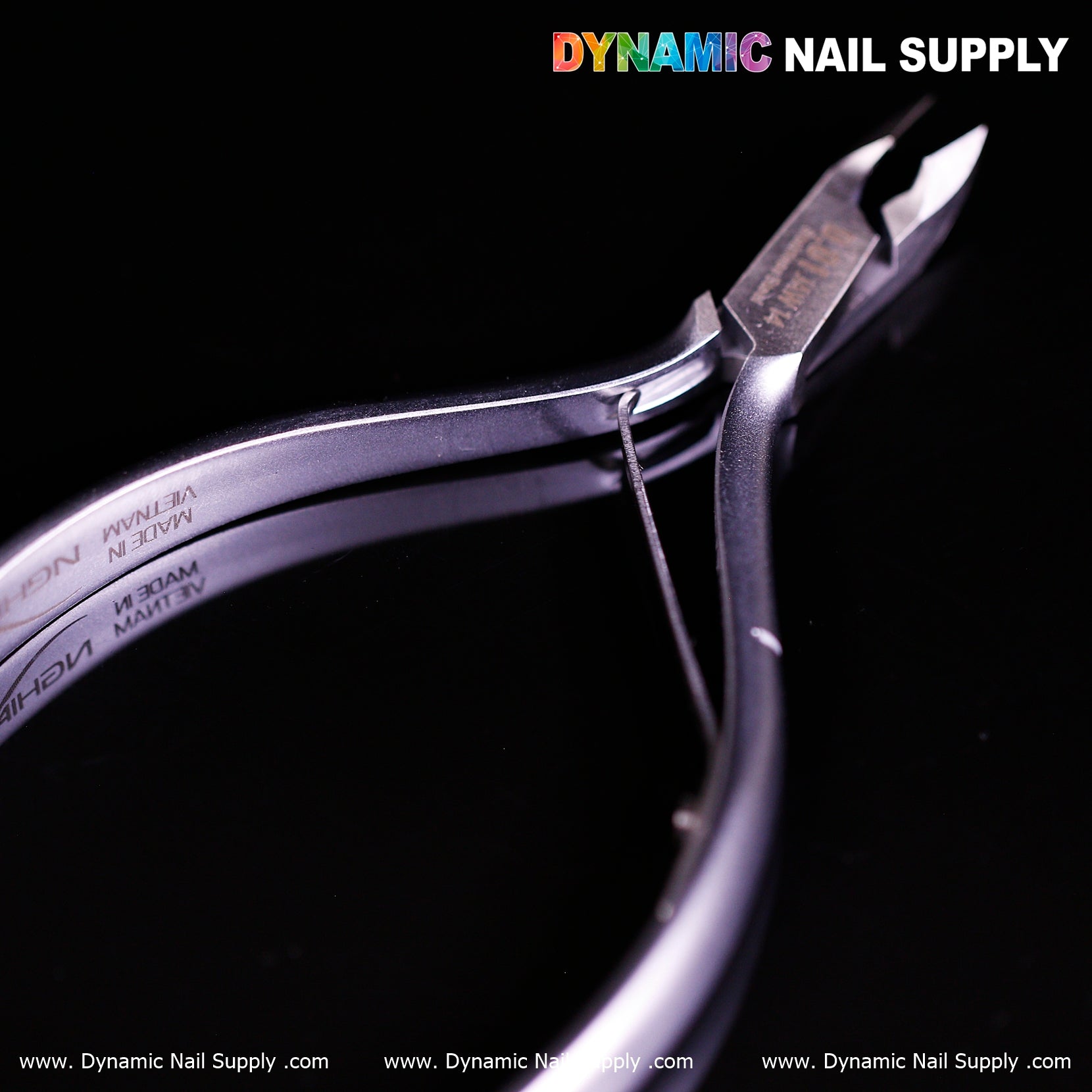 D01 - Jaw 14 - Professional Stainless Steel Cuticle Nippers with optimized blade for dead-skin