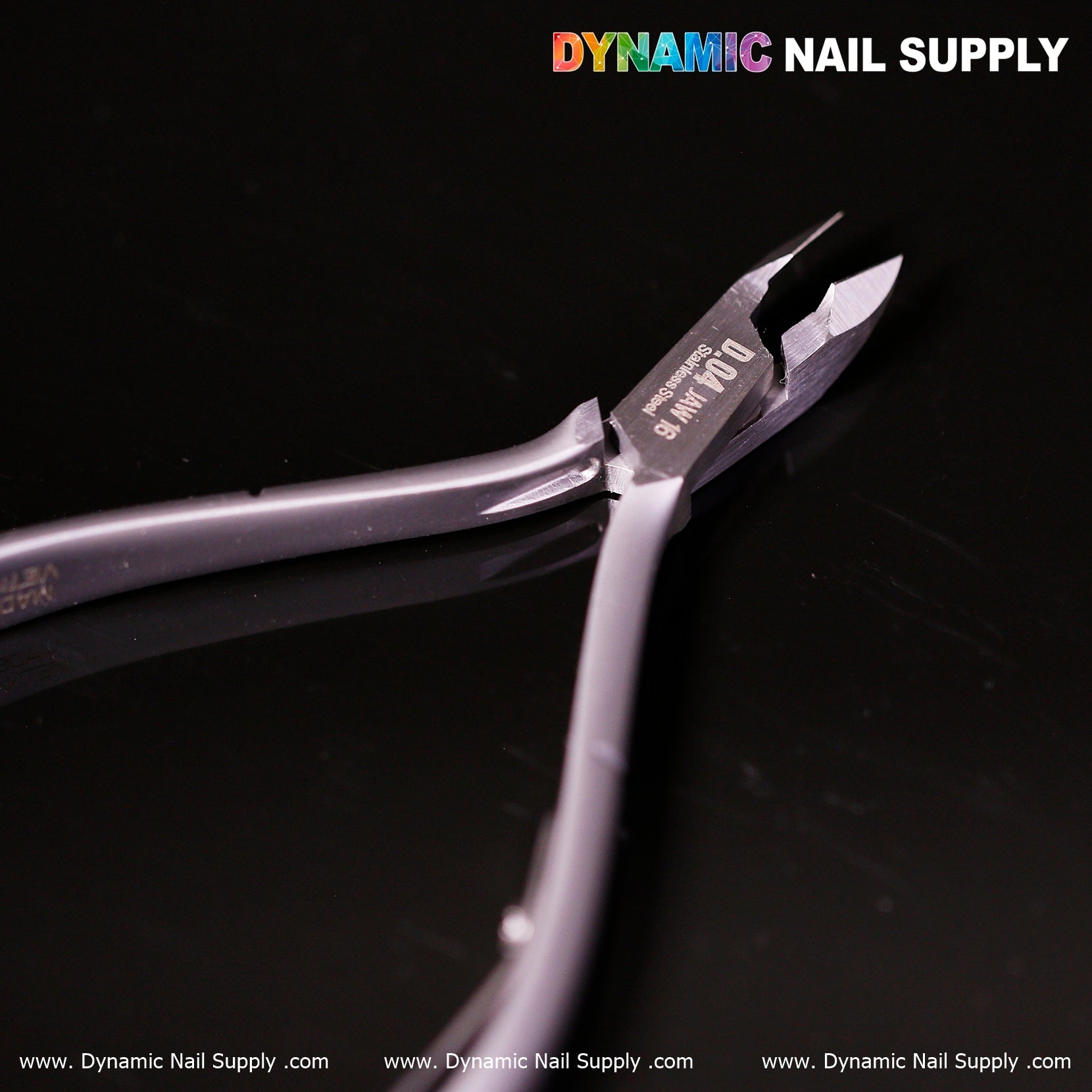 D04 - Jaw 16 - Pro Cuticle Cutter – Ergonomic Grip, Sharp Jaw for Dead Skin & Nail Care