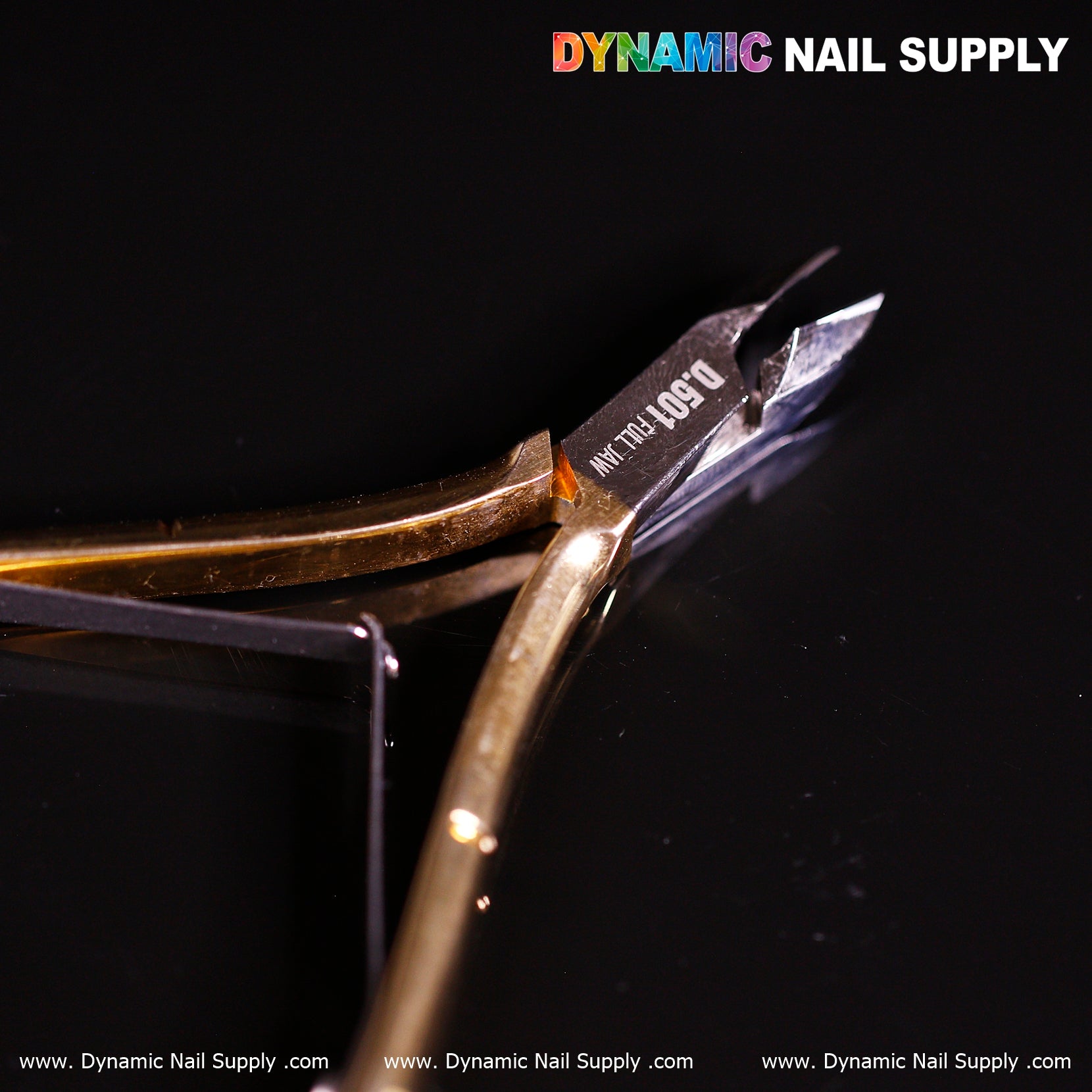 D501 - Ergonomic Carbon Steel Cuticle Nippers – Labor-Saving Design for Nail Techs and DIY Manicures