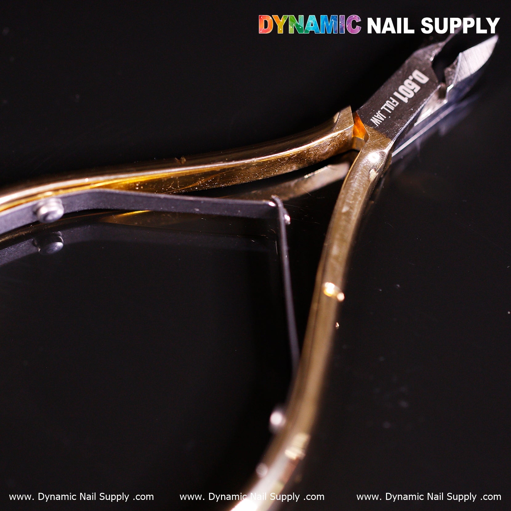 D501 - Ergonomic Carbon Steel Cuticle Nippers – Labor-Saving Design for Nail Techs and DIY Manicures