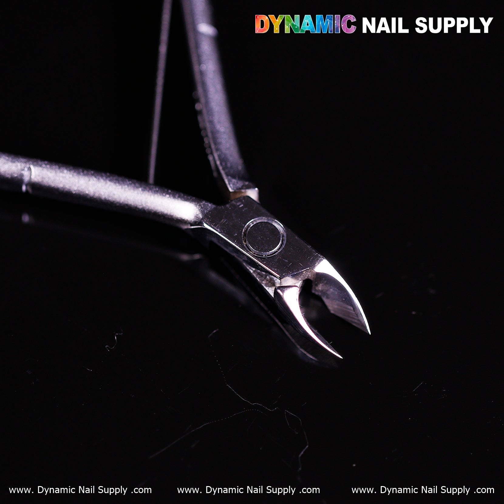 D506 - Professional Carbon Steel Cuticle Nippers that Engineered for control and performance