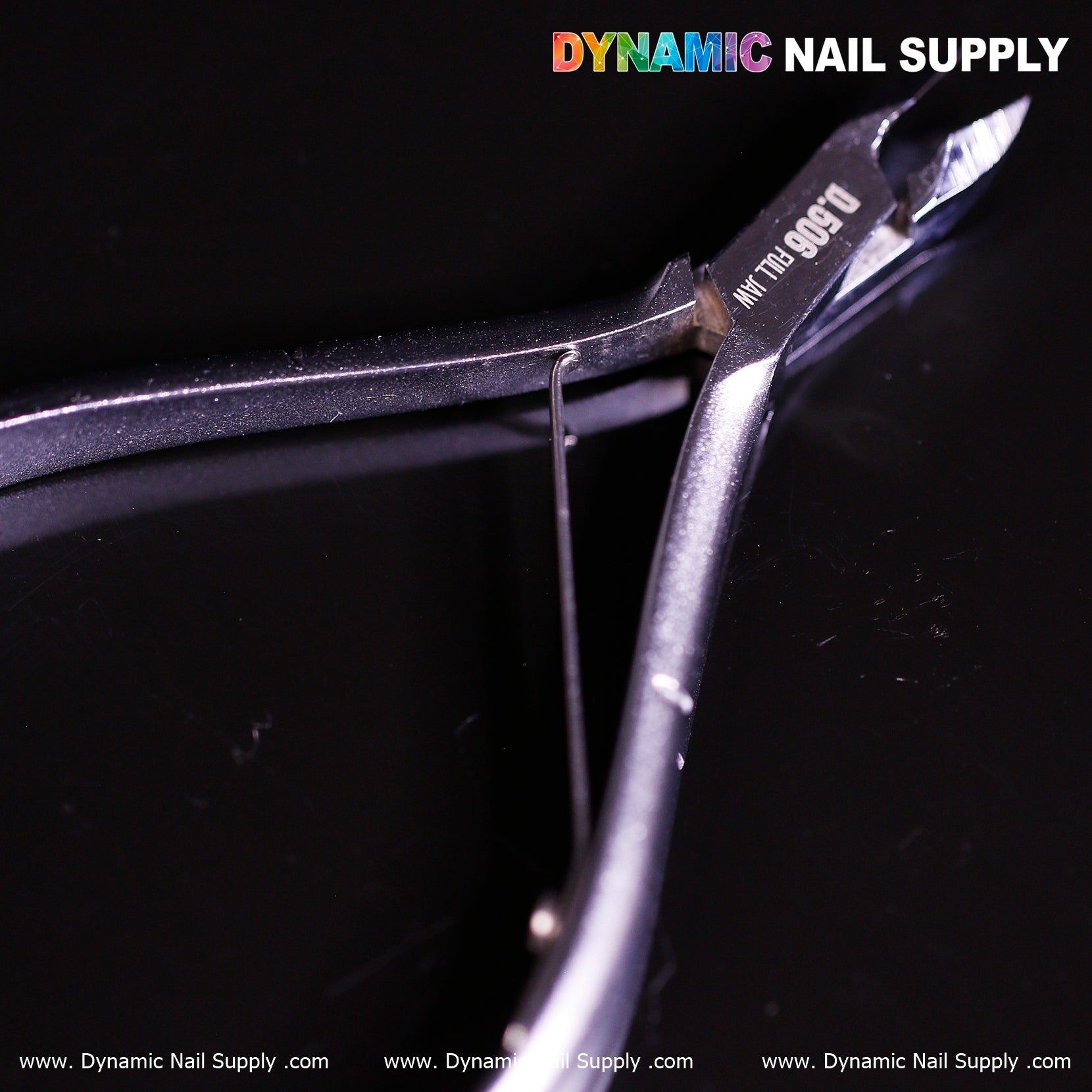 D506 - Professional Carbon Steel Cuticle Nippers that Engineered for control and performance