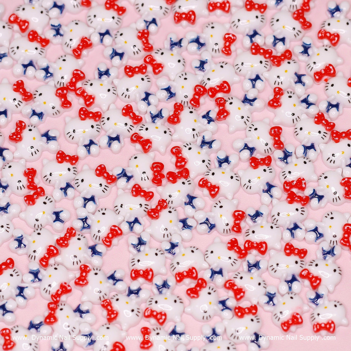 (Red & blue) 100 pcs Cute Resin Hell0 Kitty Design Nail Charms