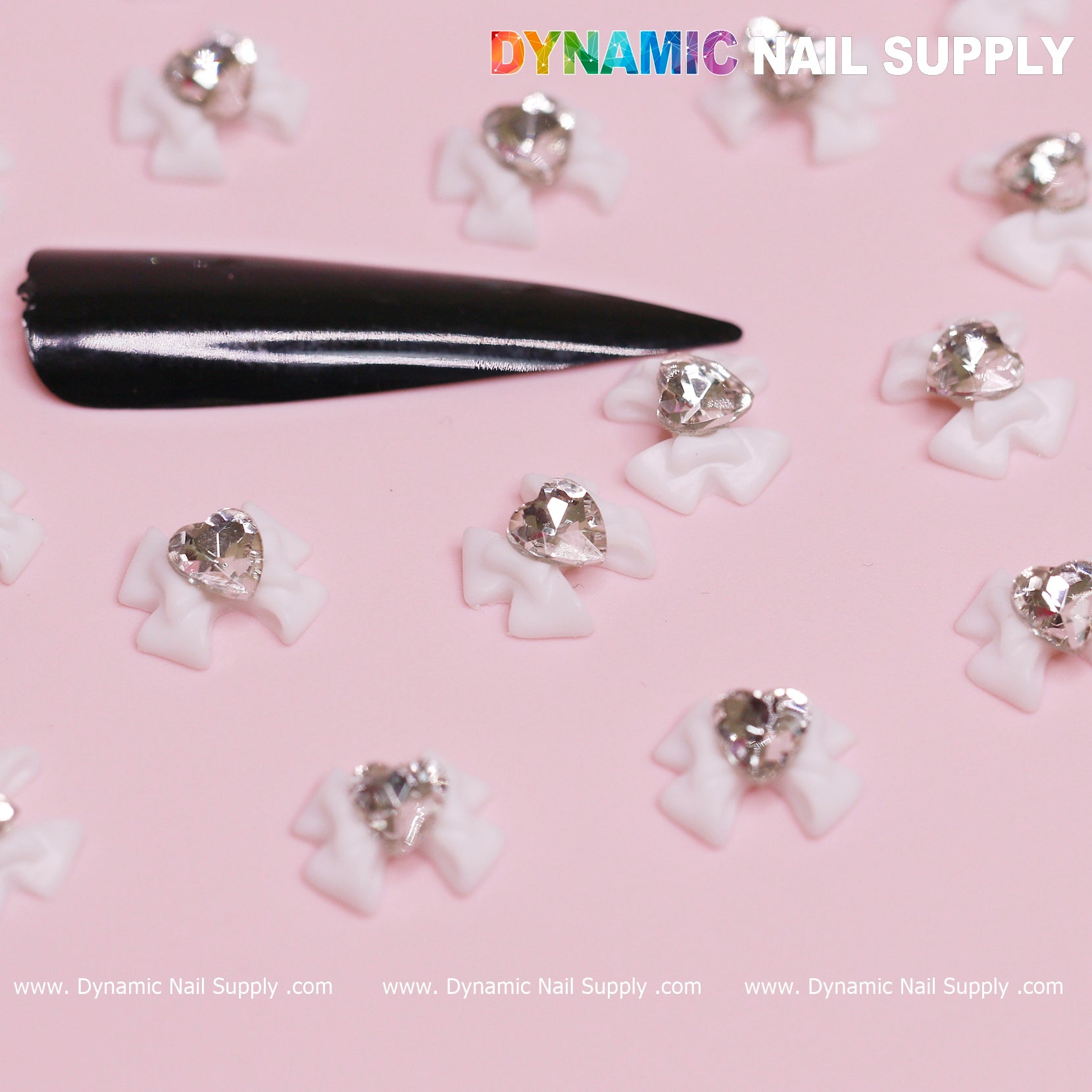 20 pcs Luxury White Bow Charms Engraved With Crystal Clear Heart For Valentines Nail Designs