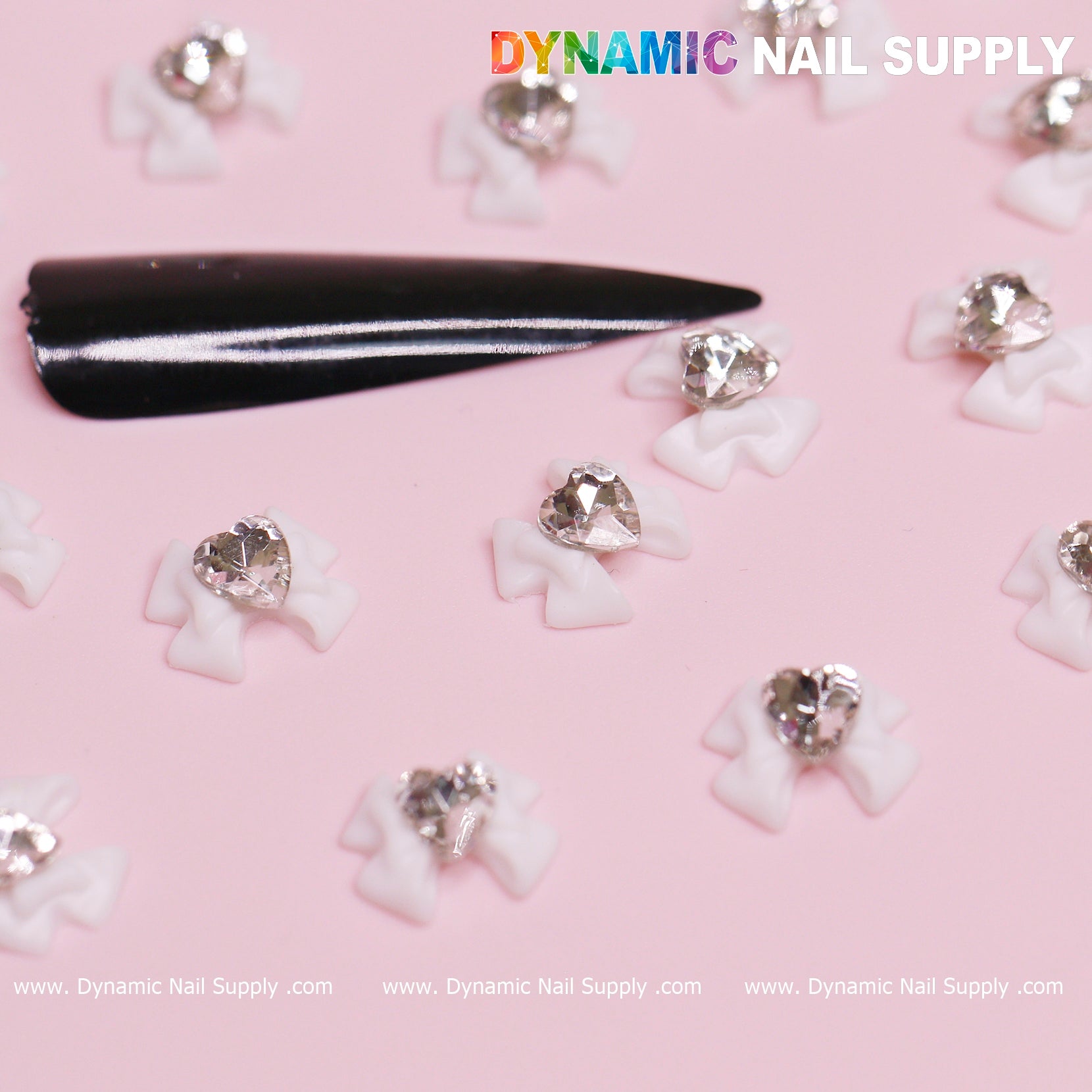 20 pcs Luxury White Bow Charms Engraved With Crystal Clear Heart For Valentines Nail Designs