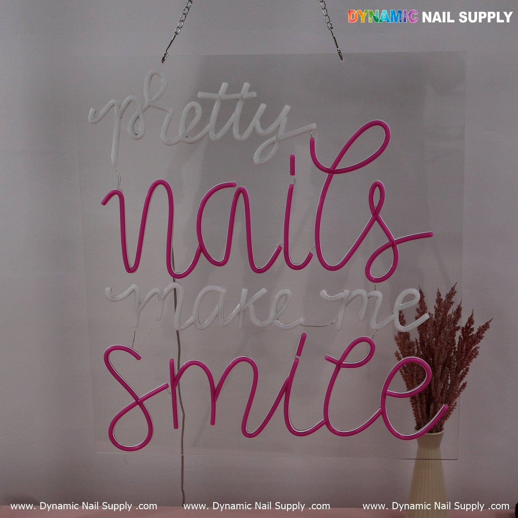 Bold & Bright "Pretty Nails" Neon LED Sign – Eye-Catching Wall Light for Salons & Beauty Spaces