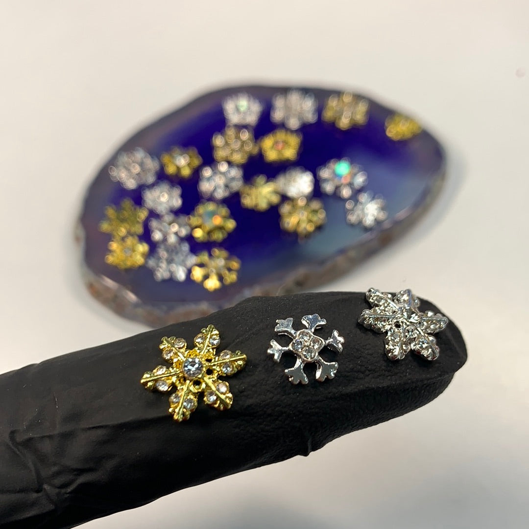 24pcs Snowflake Charms for Winter and Christmas nails art design