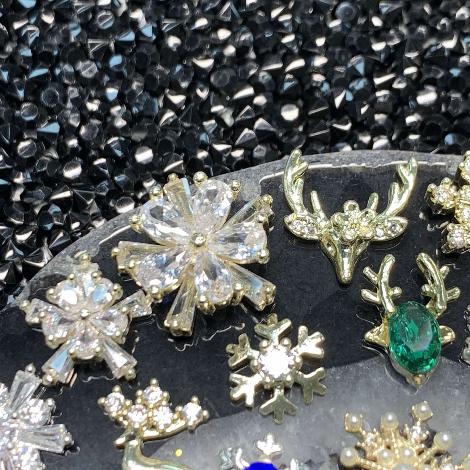 24 pcs Unique Design Snowflake Charm for Christmas nails art design