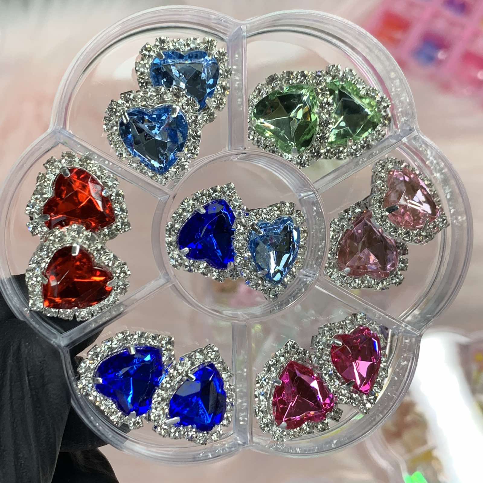 14 pcs Heart Shaped Rhinestone Charms for Nails Art Designer