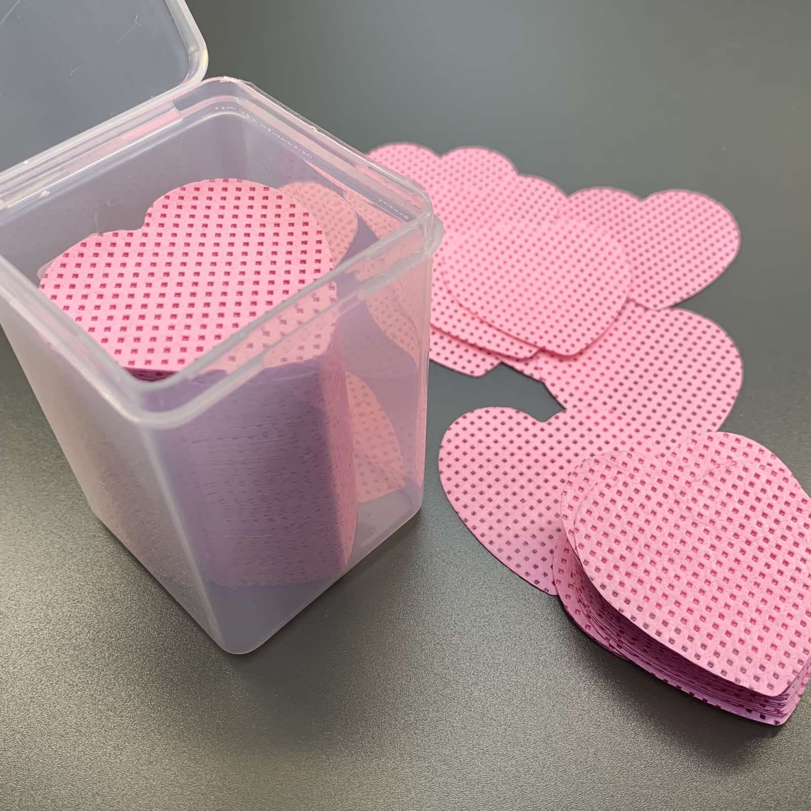 200 pcs Heart Shape Lint-free Wipes for Nails or Lashes